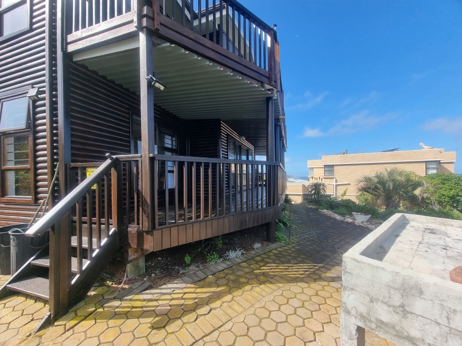 4 Bedroom Property for Sale in Dana Bay Western Cape